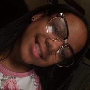 Meet your Posher, Hailey